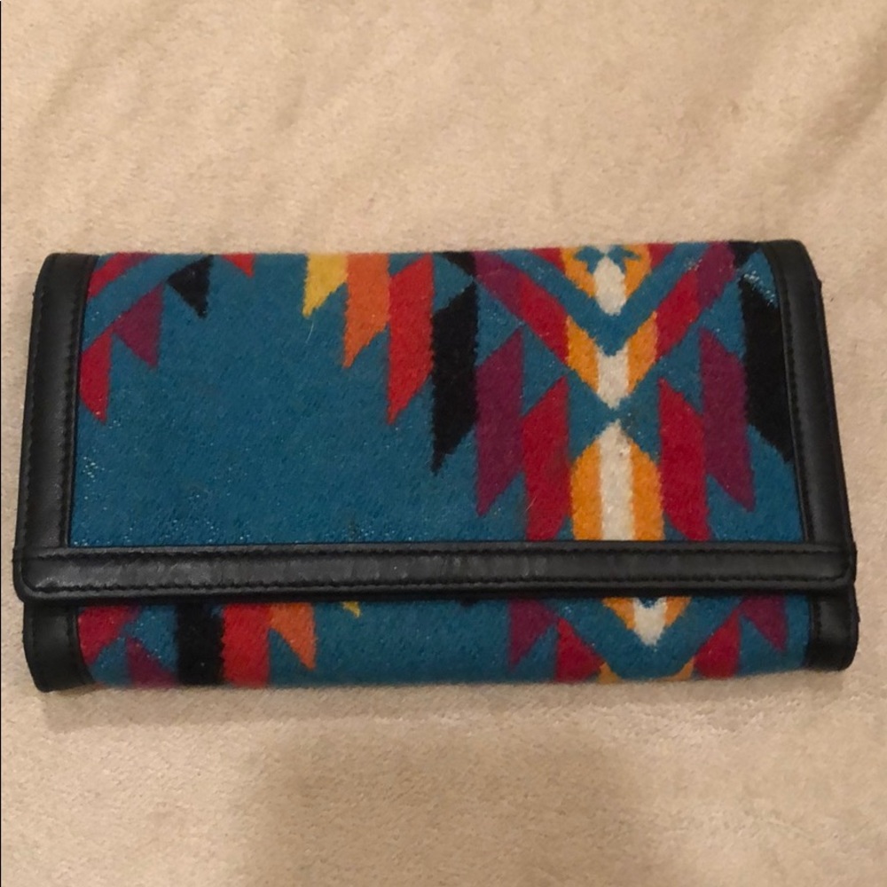 Western Pendleton style print wallet.